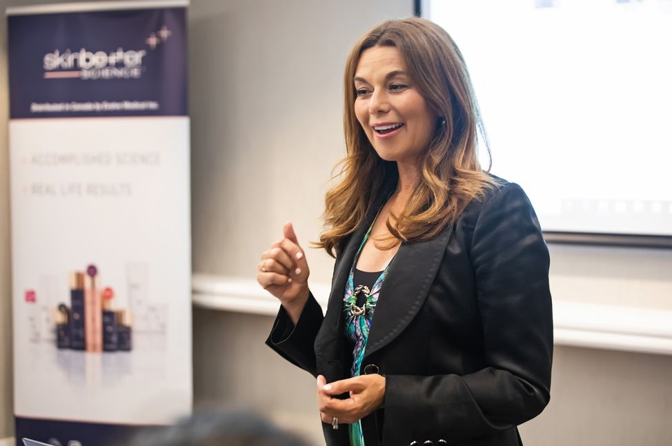 女仕界访谈:高山流水遇知音_sharon