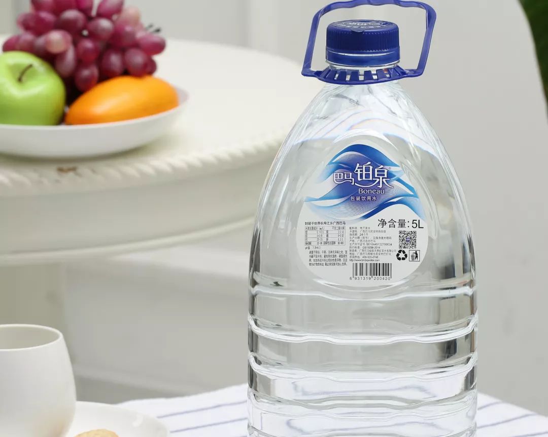 除夕|温暖"泉"城,喝出好运._巴马铂