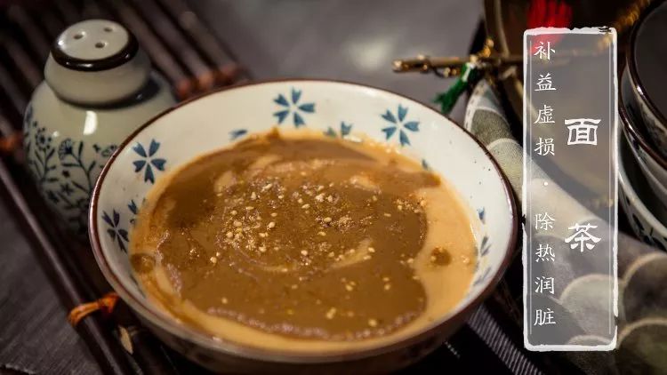 面茶灌肠不是肉肠,不过北京最早的灌肠铺是以真正的猪肥肠灌上碎肉