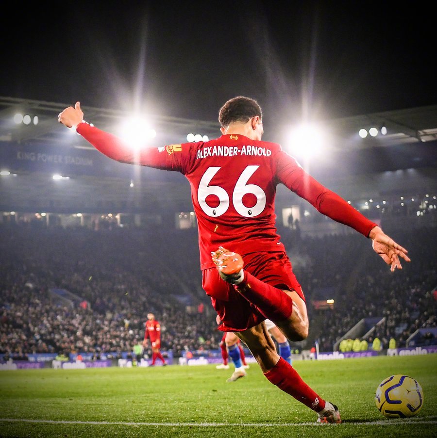 体坛联播cba推迟两周开赛利物浦14连胜40场不败