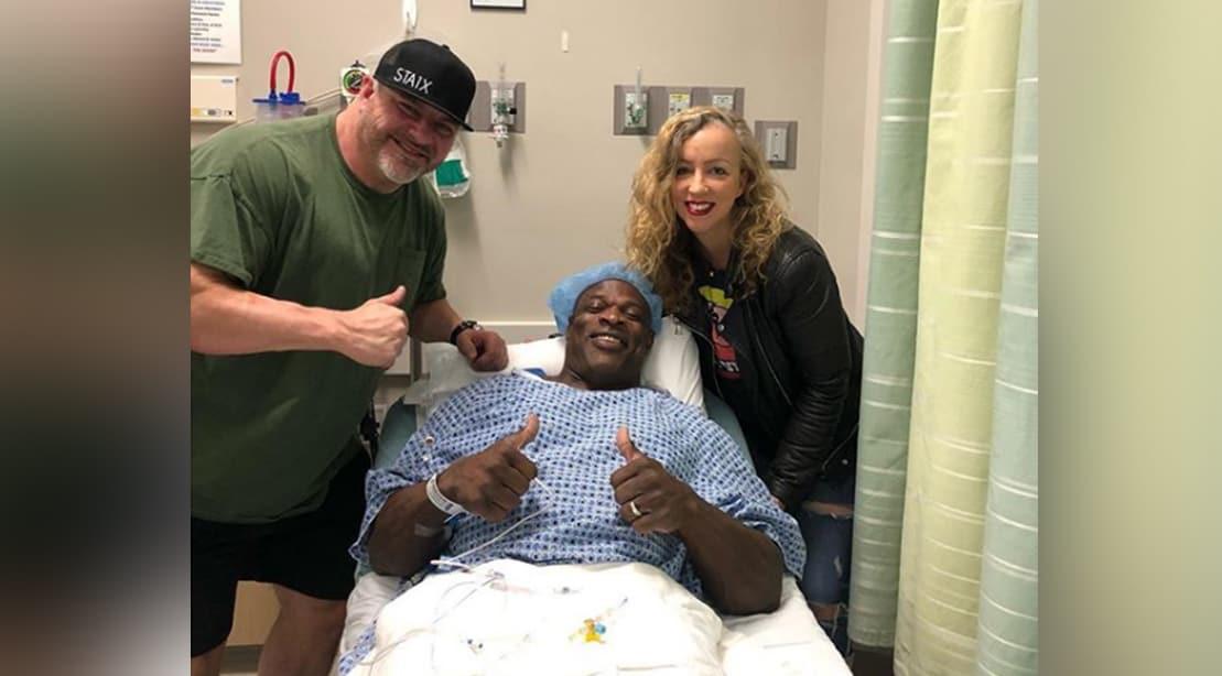 祖师爷罗尼科尔曼为最近一次手术成功完成