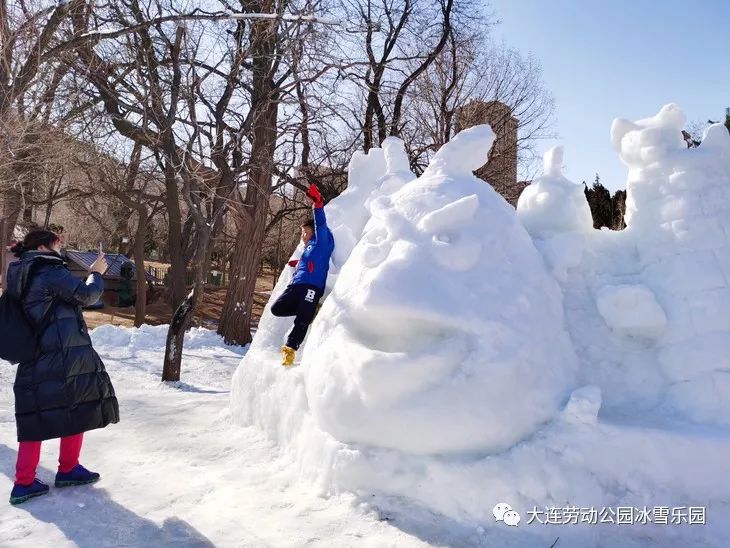 冰雪樂園新春滑雪全家健康過大年