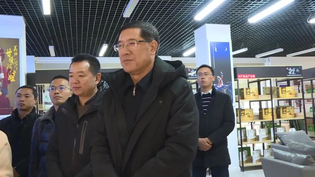 夹江县考察团来我县考察