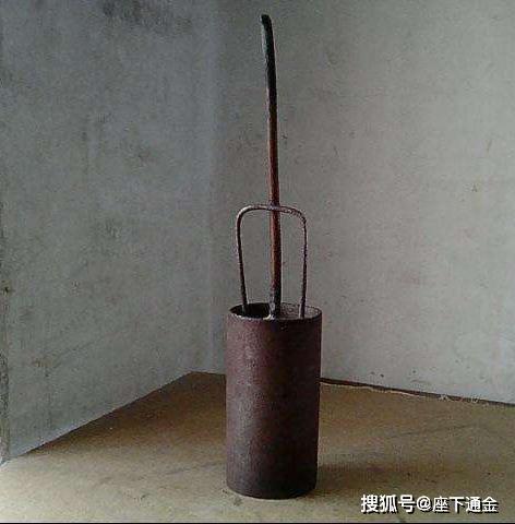 除夕夜的照明神器电石灯