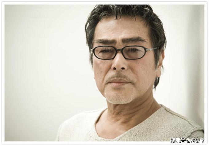 日本影片追捕中的矢村警长那副冷峻的样子令人难忘