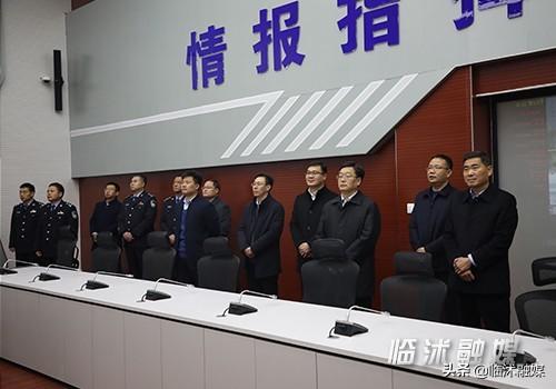 临沭县委书记刘飞走访慰问春节期间坚守岗位职工
