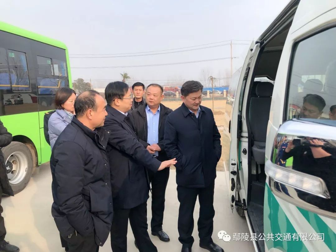 鄢陵县县长李东岭指导慰问一线工作人员