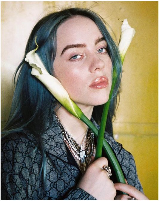 风格丧萌的碧梨,会是下一个艾薇儿吗?