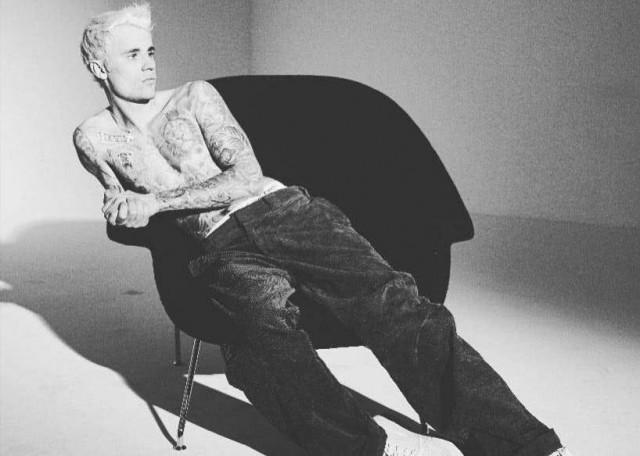 贾斯汀·比伯自拍感谢医生,精神头十足力破涉毒传闻