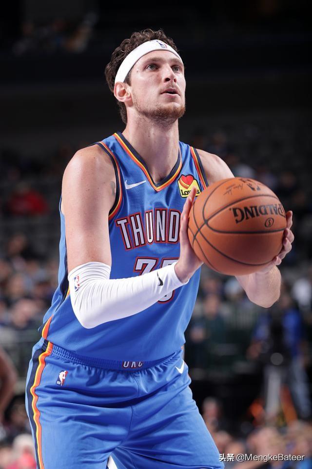 上赛季他被湖人弃用,如今来到雷霆被保罗彻底激活了?_斯卡拉