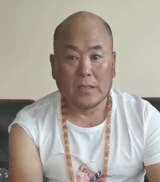 武术大师田野再次叫板太极雷雷:我的流量是他十倍,他没法和我比