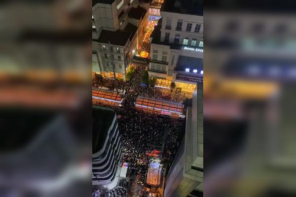 菲律宾中国城华人区美加广场过年了新年快乐