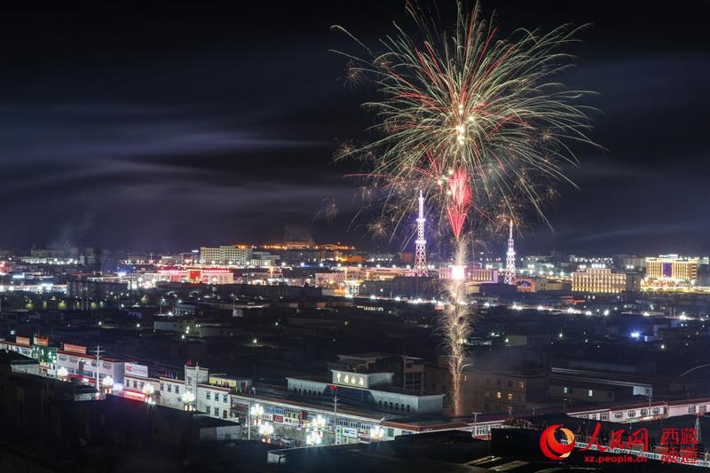 火树银花不夜天——西藏阿里地区除夕之夜