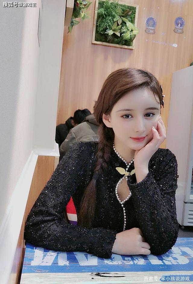 从吧友爆料来看,疑似主播月月王跳舞视频流出,该视频