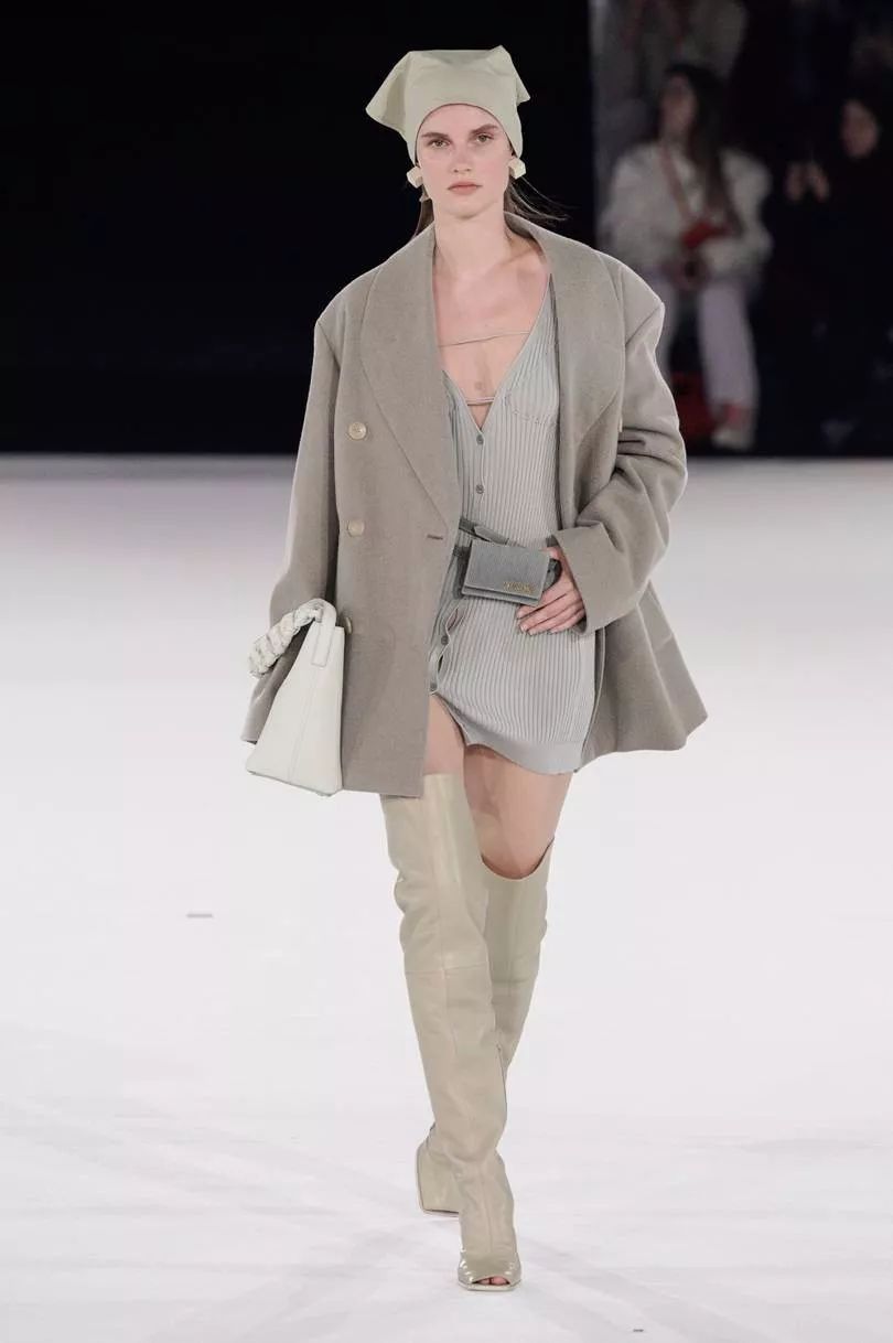 从服装到色调再到模特都太让人赏心悦目了丨jacquemusfw2020