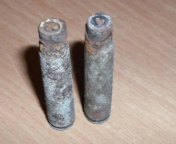 7.92毫米口径铅芯弹也想打坦克?二战波兰wz.35反坦克步枪_哈格尔