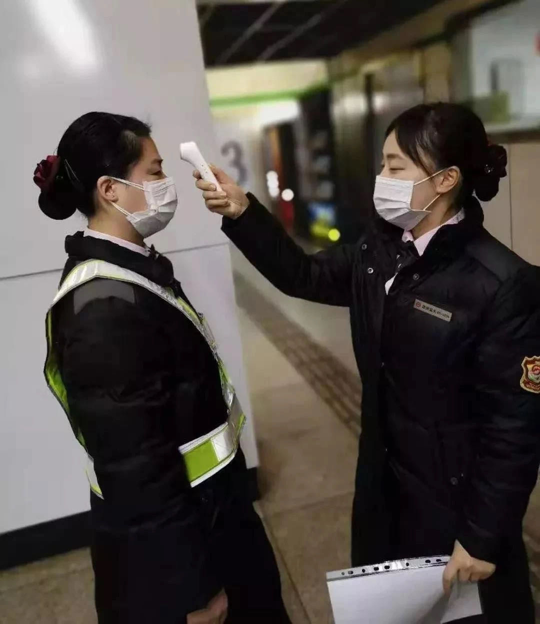 上海地铁:每座车站预设隔离区