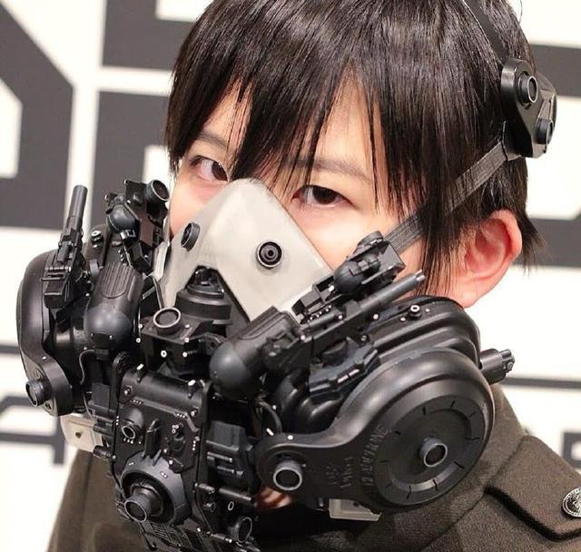 如果现在戴机甲口罩上街会怎么样呢