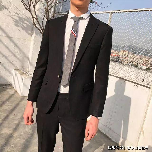 男人,正装必不可少,快来看看西装到底应该怎么穿_西服