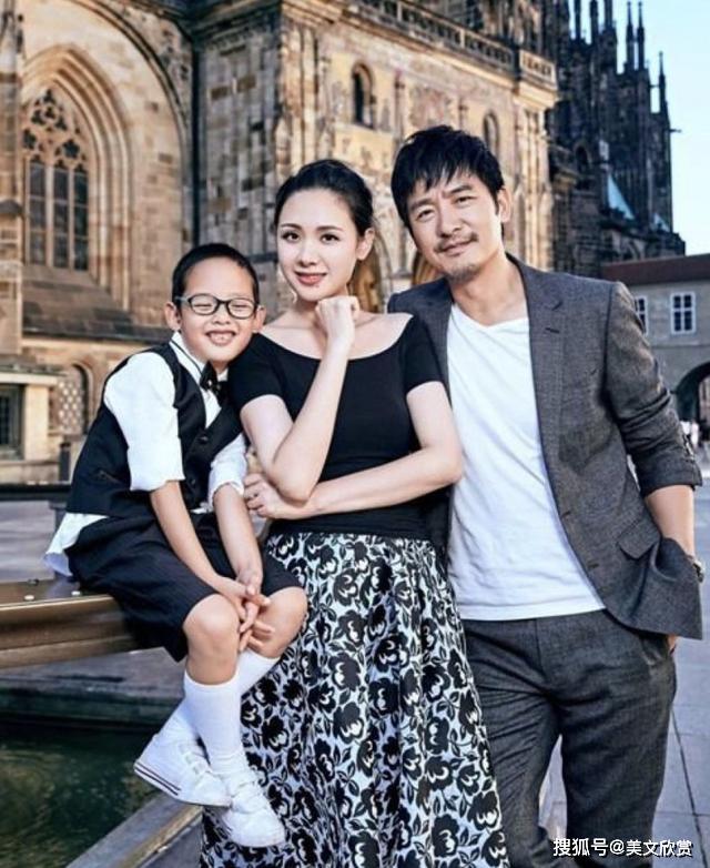 原创她出道就是女一号,为怀二胎打一百多针,老公竟不让穿短裙短裤