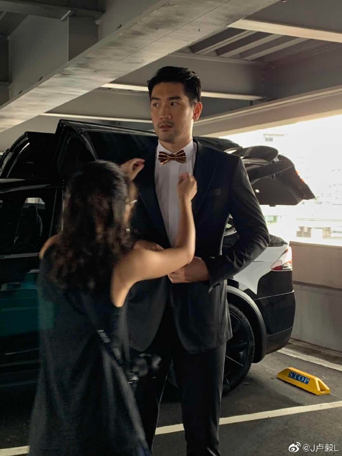 高以翔品牌成立一周年,好友忆合作往事,字里行间数不尽的思念_卢毅