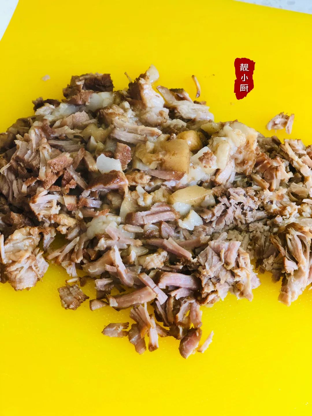 肉夹馍白馍馍+浓郁多汁小炖肉