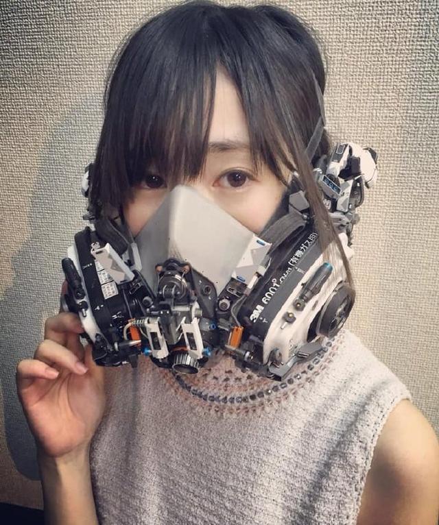 如果现在戴机甲口罩上街会怎么样呢