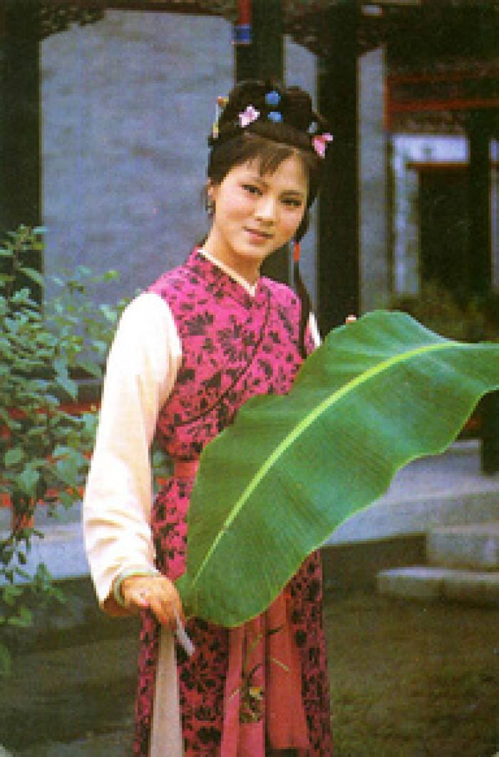 87版红楼梦之袭人剧照一个最体面的丫头