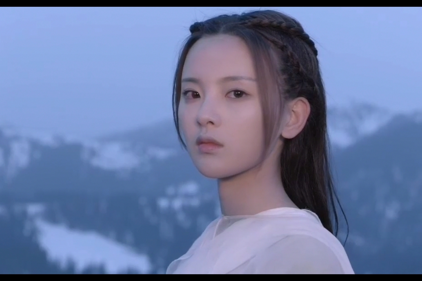 杨超越初登小银幕饰演天女,这样的锦鲤又仙又冷,美呆了!