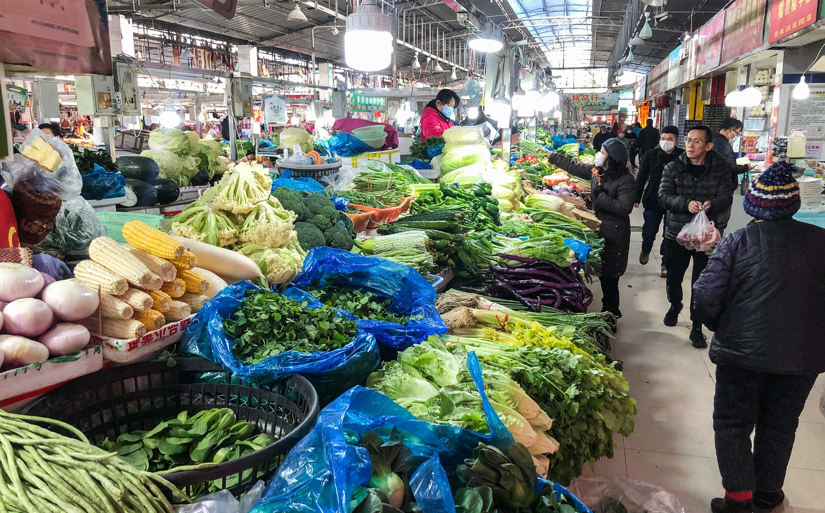 谁说阿拉在囤菜,明明市场很多菜!