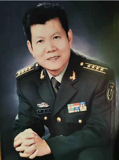 老兵新传,一位酷爱拍摄的退役大校李志钊_陕西省军区