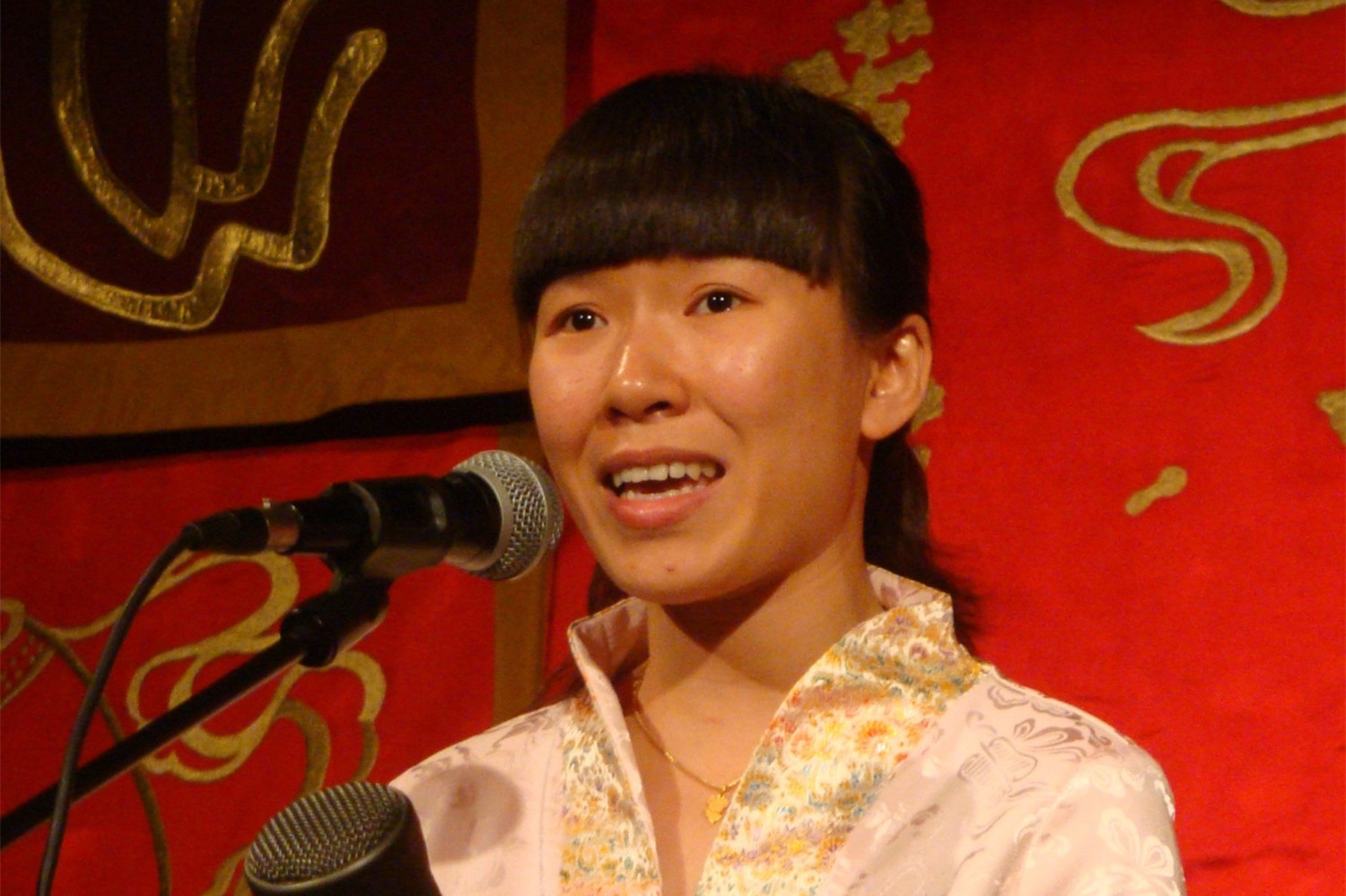 郭德纲女弟子曾是白衣天使,疫情当前承诺有招必回_许鹤丹