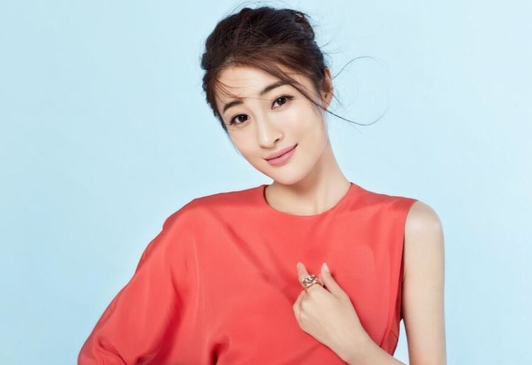 多次获得最佳女配角,嫁大15岁金融才俊,如今40岁活成这样_林夏薇