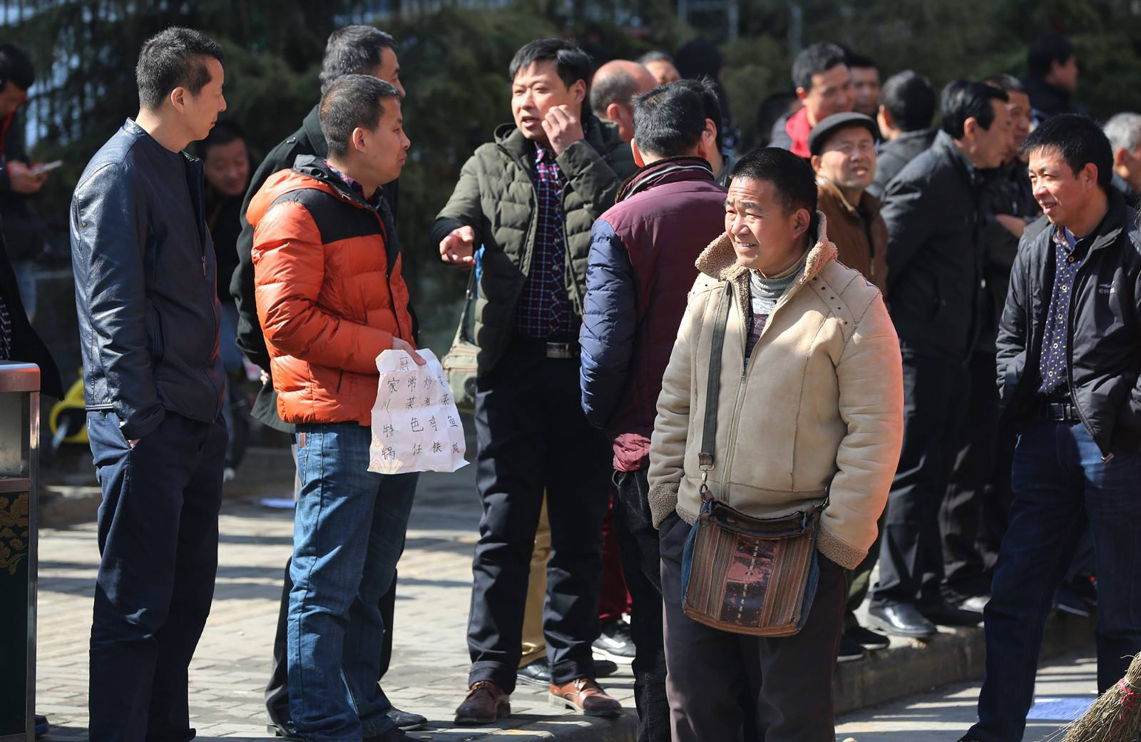 原创农村铁了心打光棍的变多以后存钱进养老院没准结果要打脸