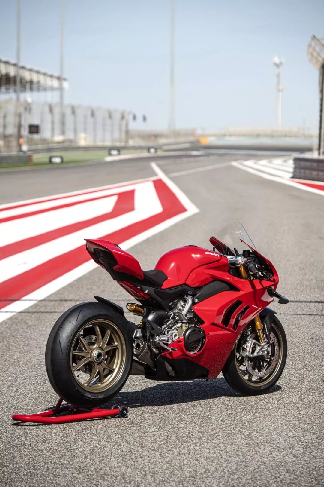 细节特写:杜卡迪 v4/v4s performance 高性能版