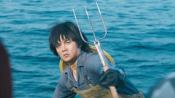 夏洛特烦恼风水轮流转市长儿子沦落成渔民真是造化弄人