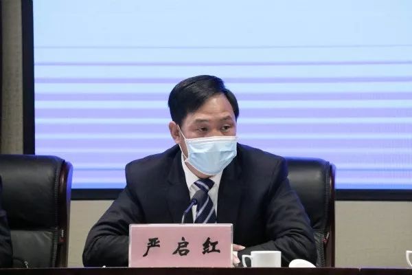 大理州交通运输局局长严启红回答记者提问我们主要有以下几个措施