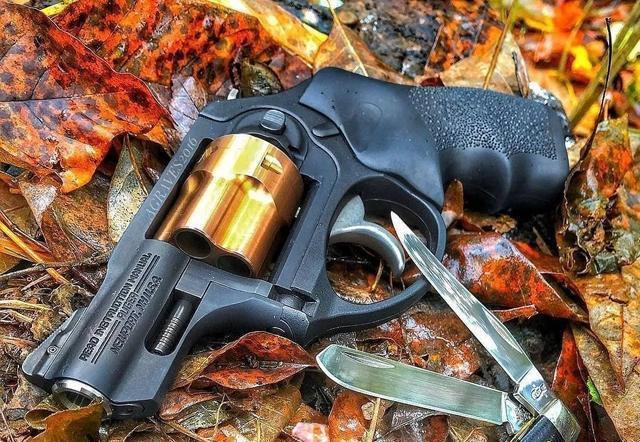 设计新颖的经典转轮手枪鲁格lcr转轮手枪