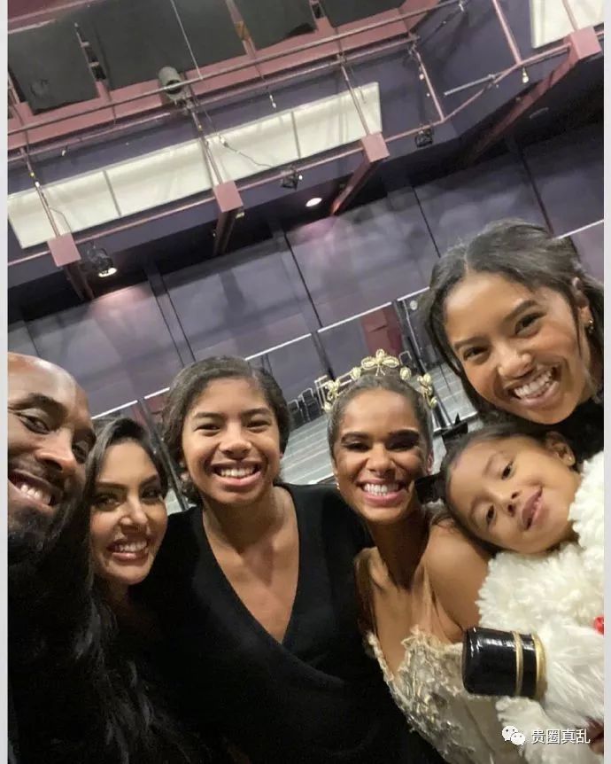 原来科比生前给gigi定好了娃娃亲现在我们才知道他这些照片的含义