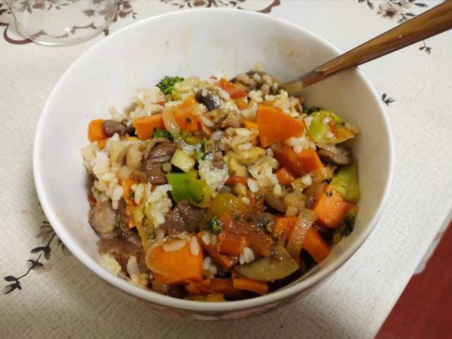 春节后的剩菜残羹怎么处置看网友的神操作这波我服了