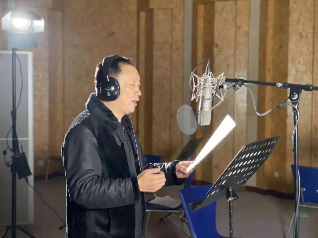 携手抗疫情我们在一起最新创作雨过天晴为祖国加油