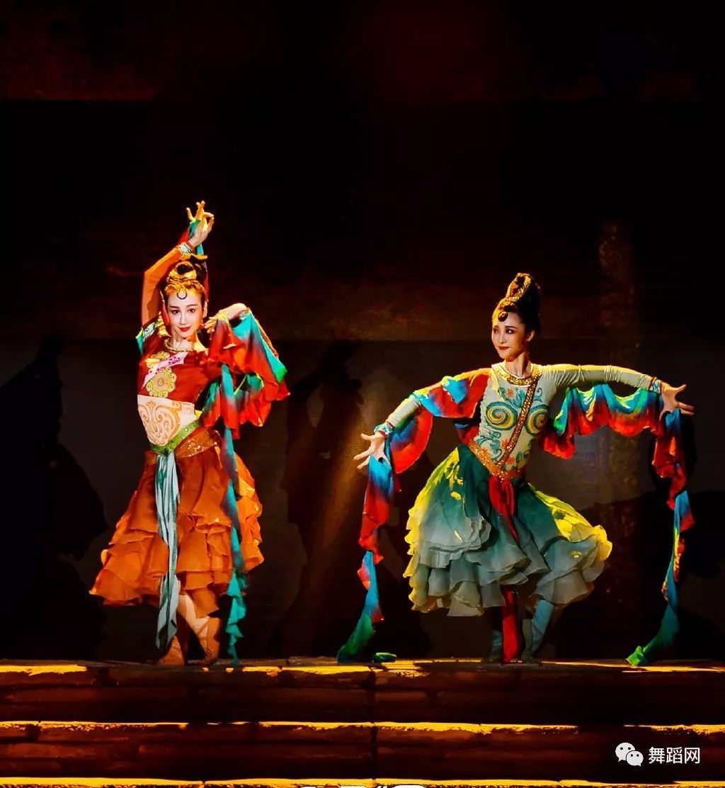 殷硕孟庆旸参加国家宝藏表演胡旋舞真的美是不是