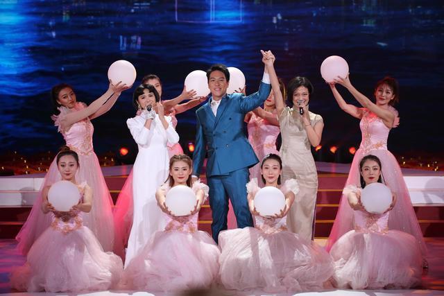 《东方之珠》李伊娃《我相信》李光,张亚梁,关世鹏,杜磊,杨永程杜磊