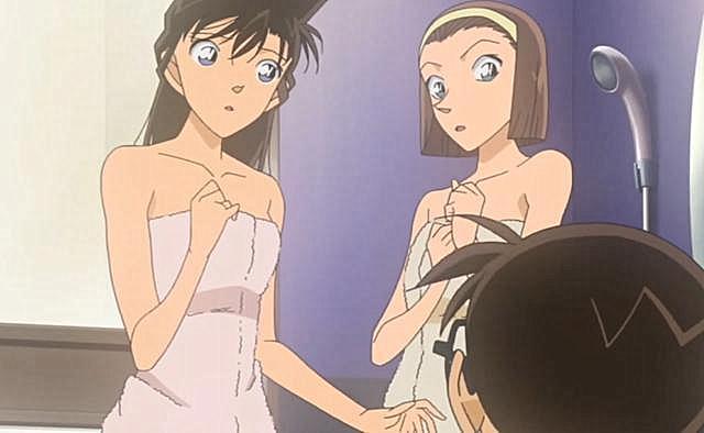 原创柯南变小后没少揩油小兰共浴就不说了连步美都不放过