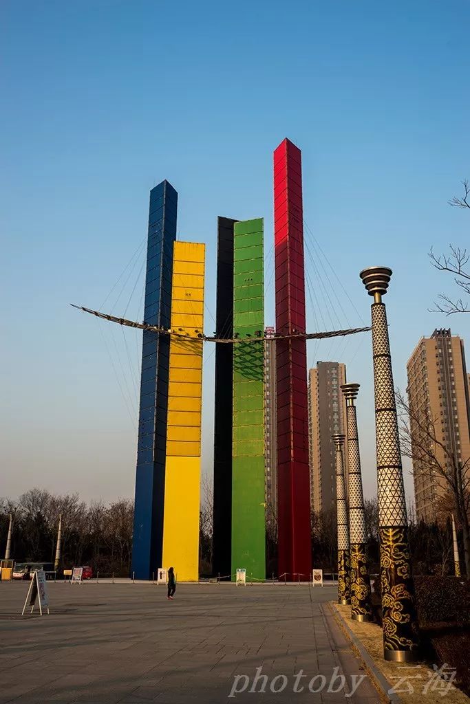 漫行潍坊潍坊安顺广场冬景