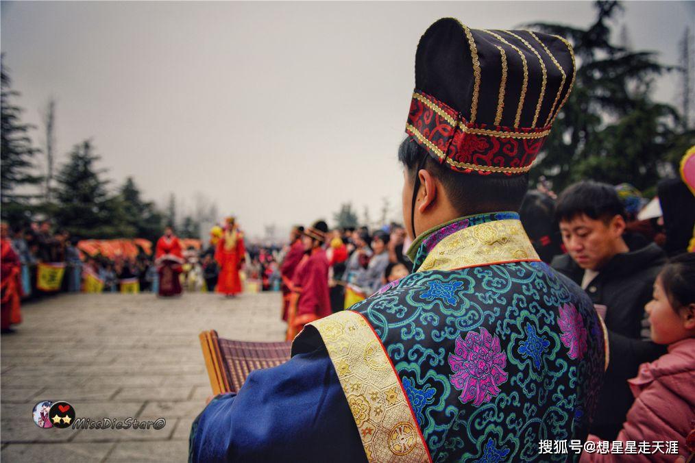 还原周朝祭拜仪式,比泰山封禅还早八百年,是当地最有气势的演出