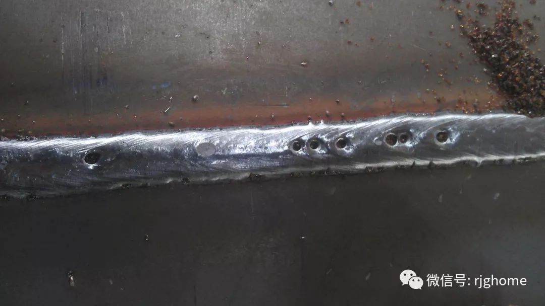 不锈钢焊条焊接气孔的类型及成因