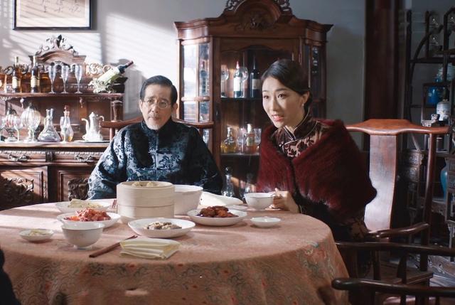 七姨太是柳如丝(李纯)的后妈,也是"老狐狸"沈世昌的姨太太.