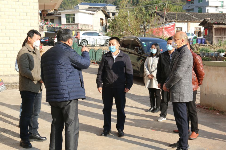 乡镇动态新泉县委书记钟勇强到新泉镇督查指导疫情防控工作