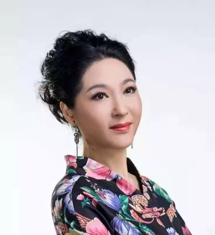 谢群英 —《碧玉簪·归宁》今日推荐:梅花奖得主,一级演员即日起,当